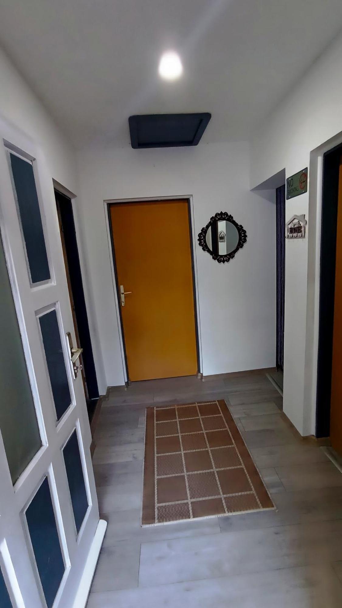 מוסטר Apartman Orhan מראה חיצוני תמונה